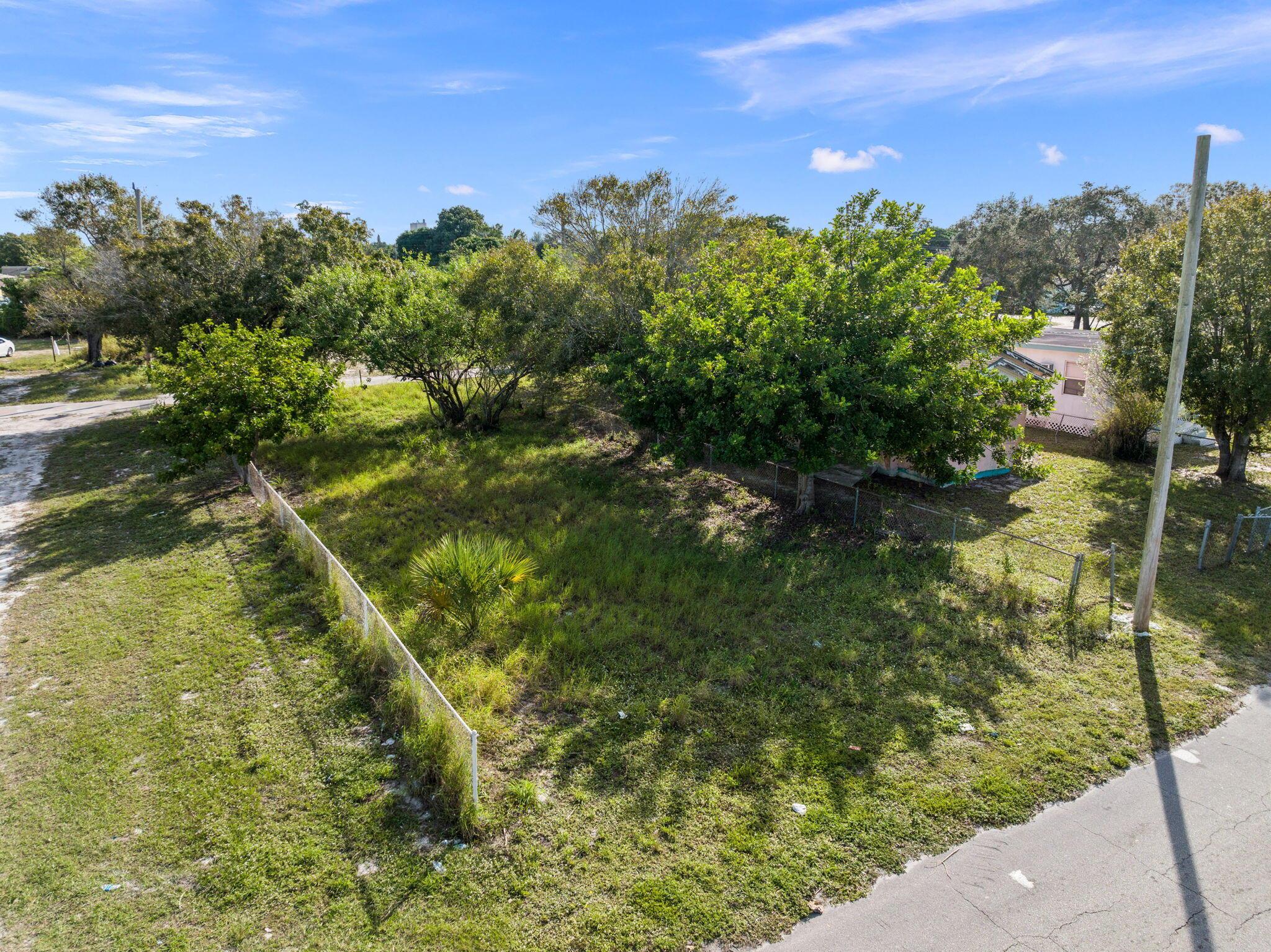 HIGHLAND PARK SUBDIVISION - Land