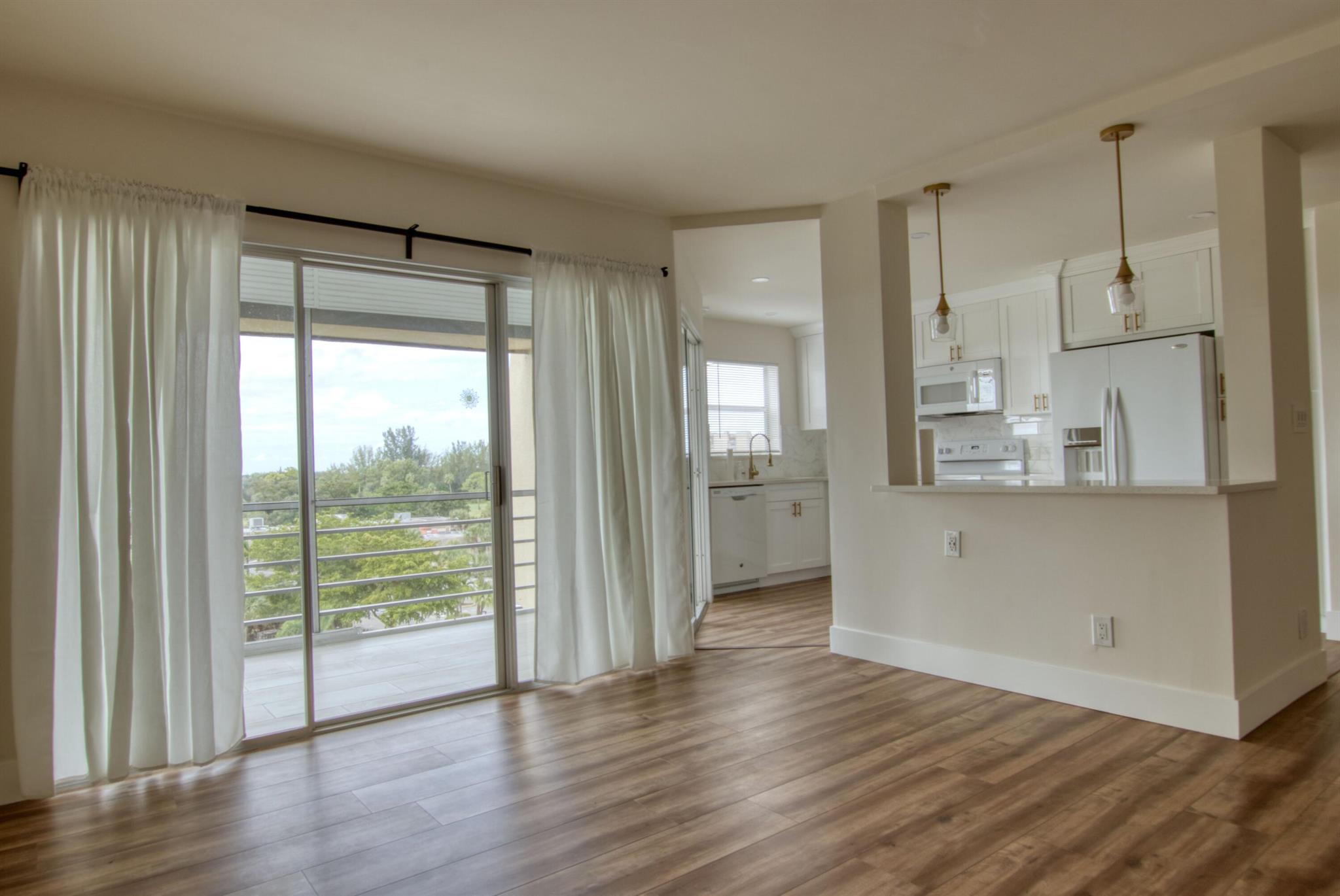 POINCIANA PLACE CONDO 1,2 - Residential