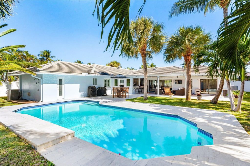 Photo of 4421 NE 31st Avenue, Lighthouse Point, FL 33064 (MLS # F10549001)