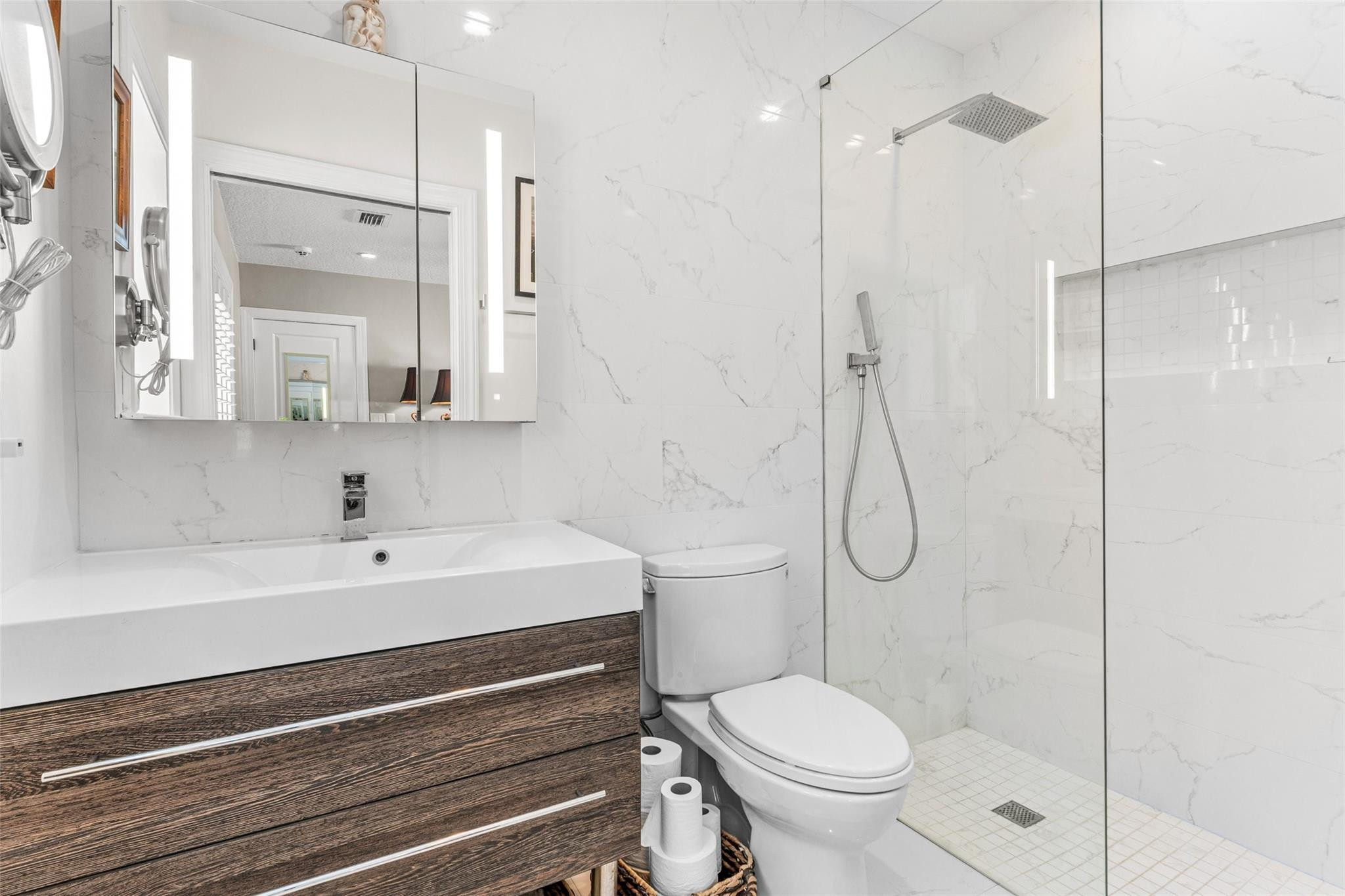 Venetian Isles 3rd Sec 47 - Residential