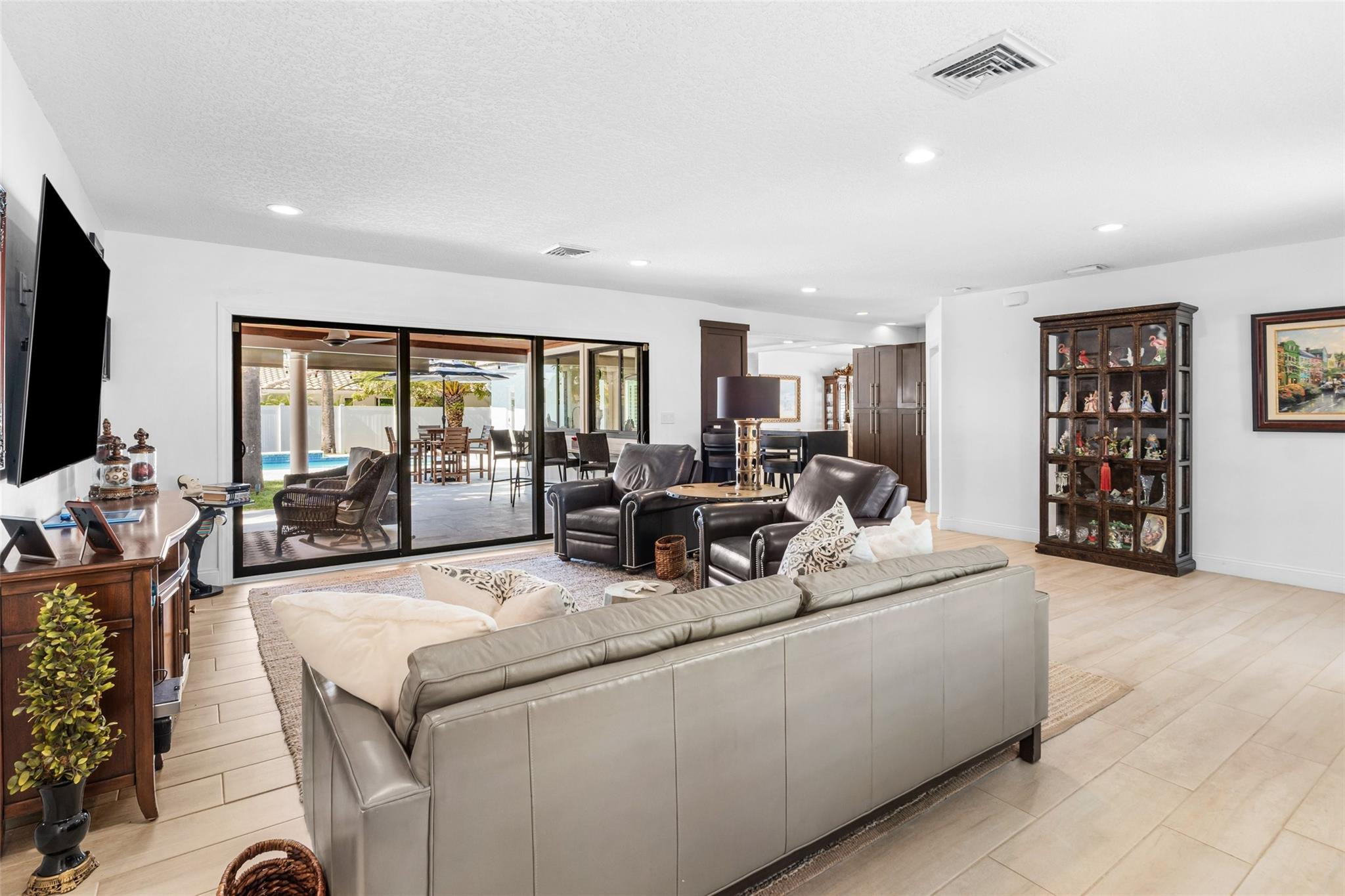 Venetian Isles 3rd Sec 47 - Residential