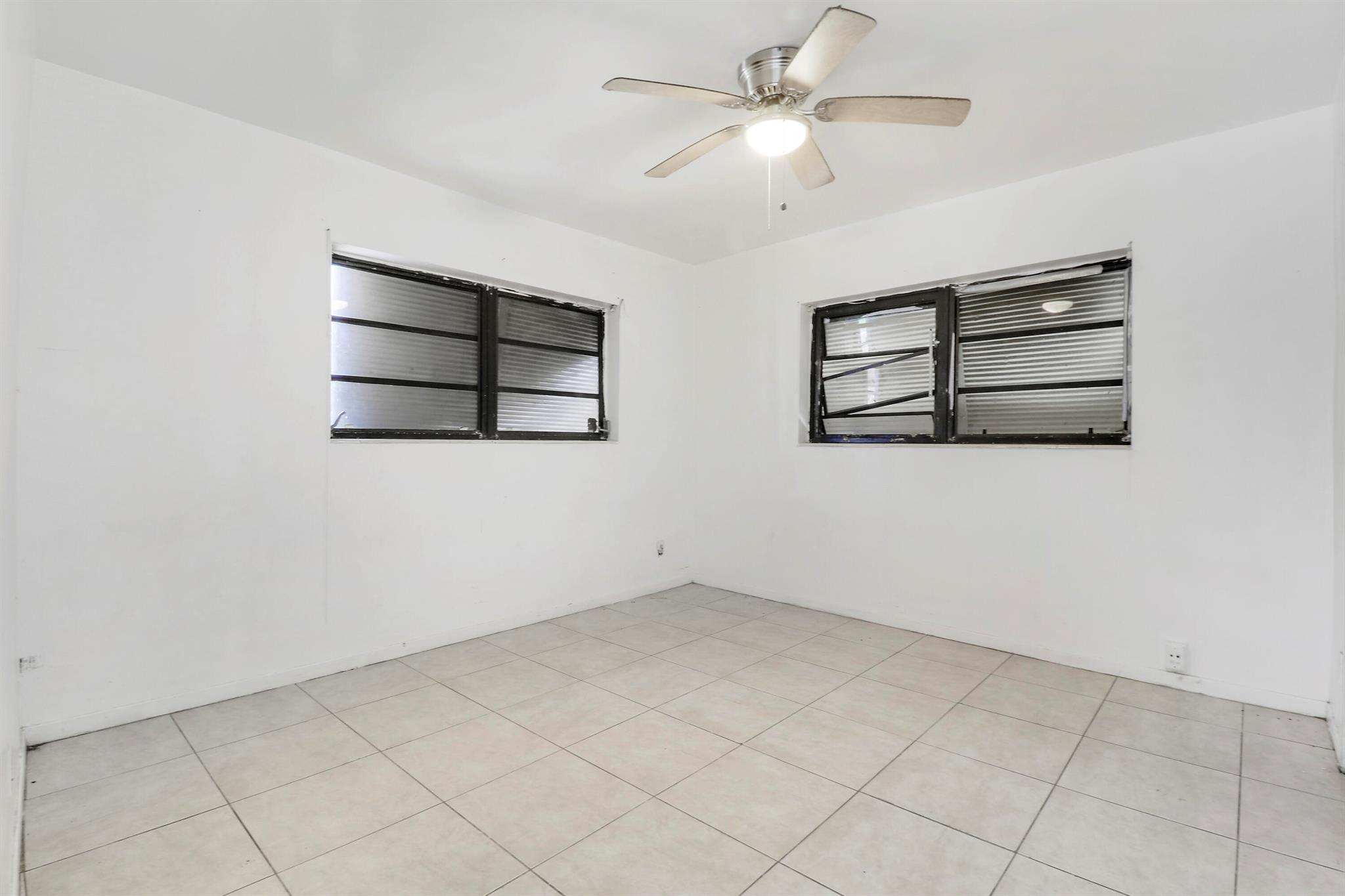 110 NW 5th Court