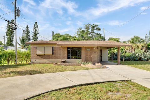 110 NW 5th Court Boynton Beach FL 33435