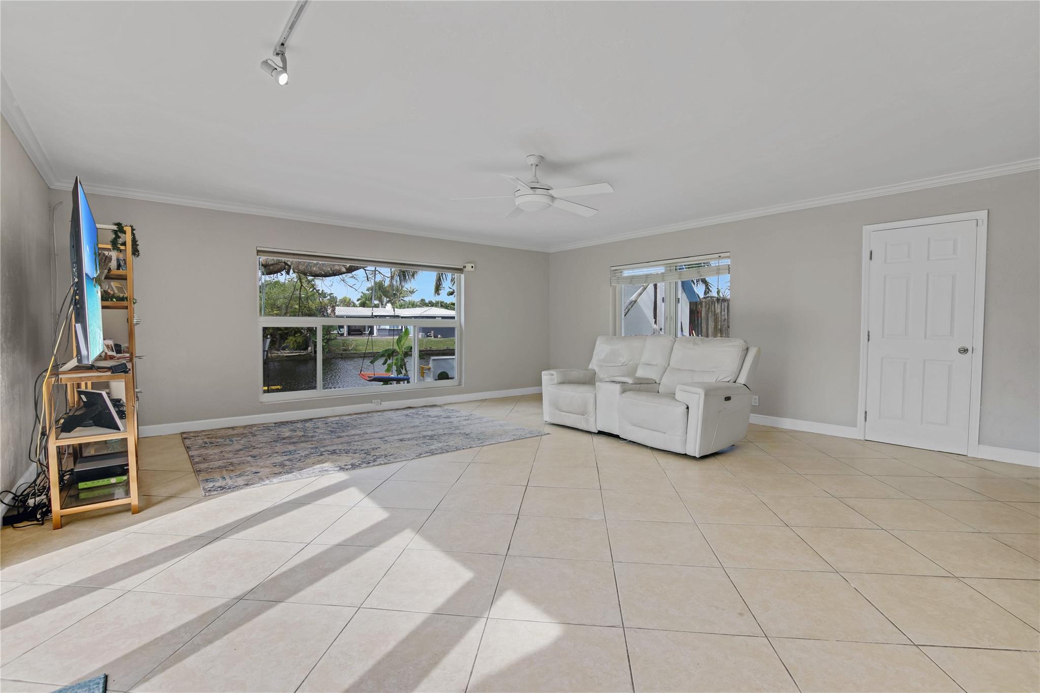 Jenada Villas 1 Add 42-7 - Residential