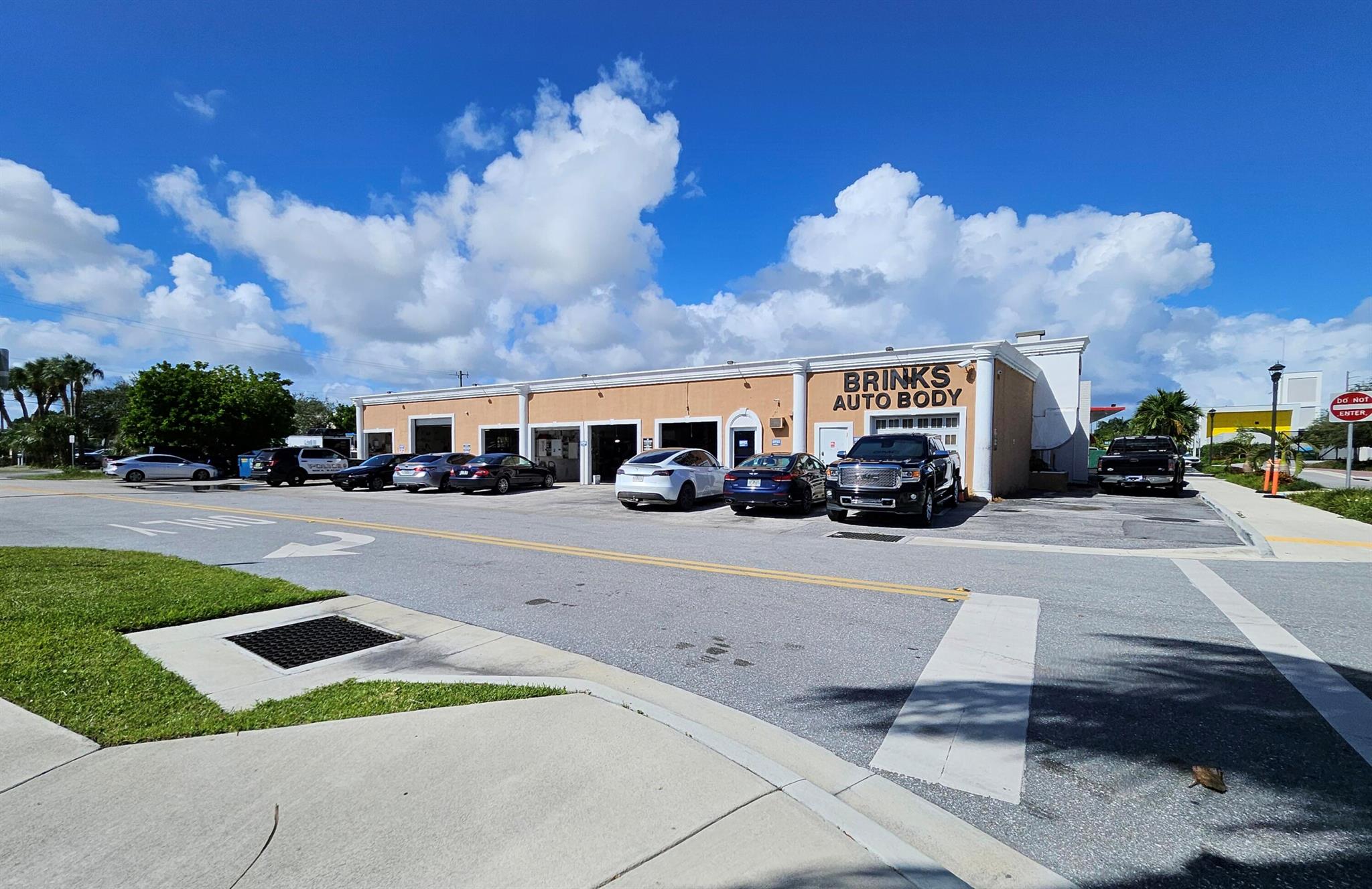 BOCA RATON HILLS SEC 1 - Commercial Sale