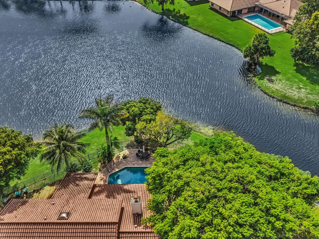 Photo of 10320 NW 6th Street, Coral Springs, FL 33071 (MLS # F10538651)