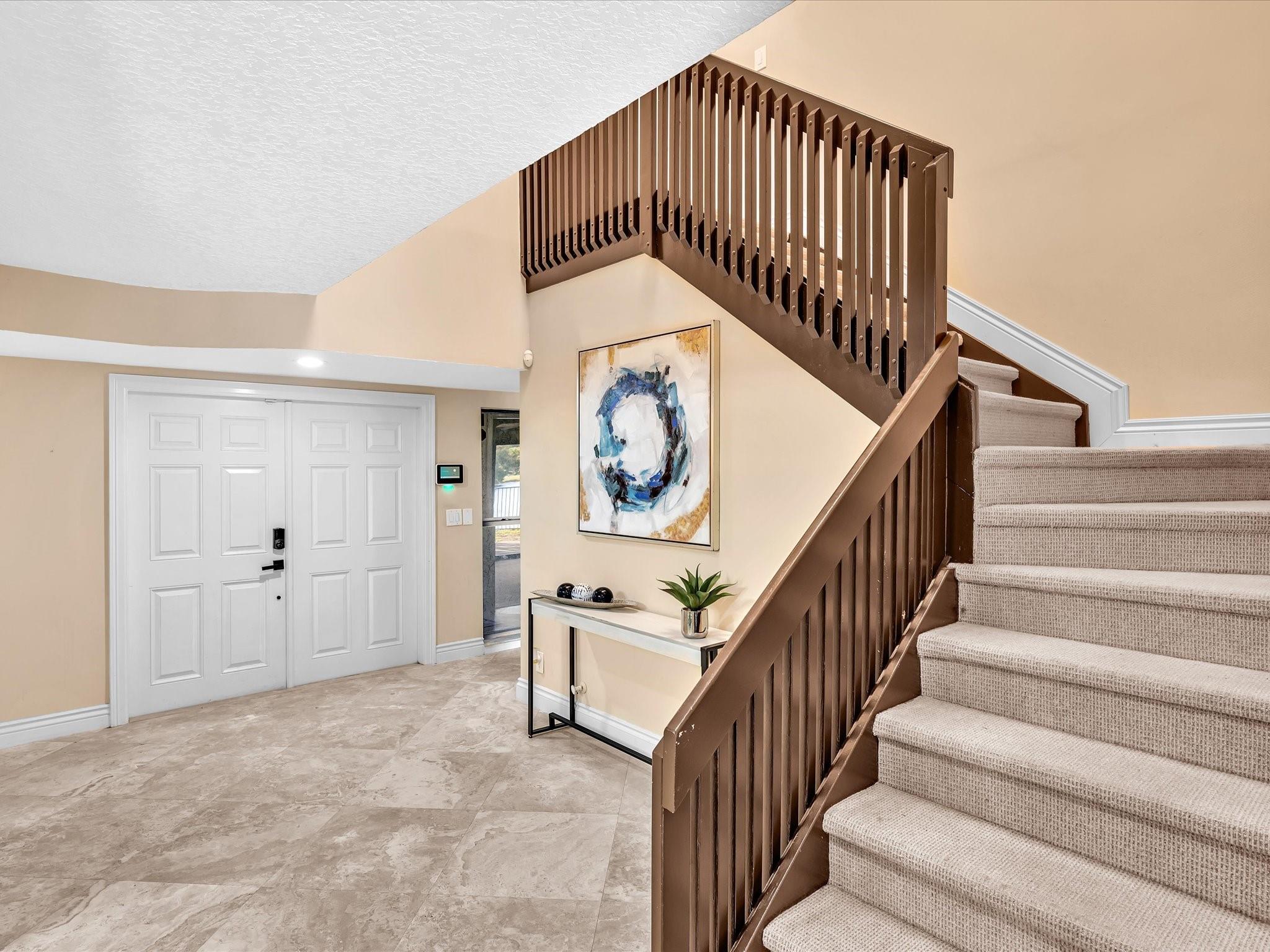 Glenoaks 113-41 B - Residential