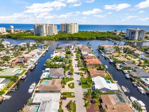 Tiny photo for 831 Dover Street, Boca Raton, FL 33487 (MLS # R11158031)