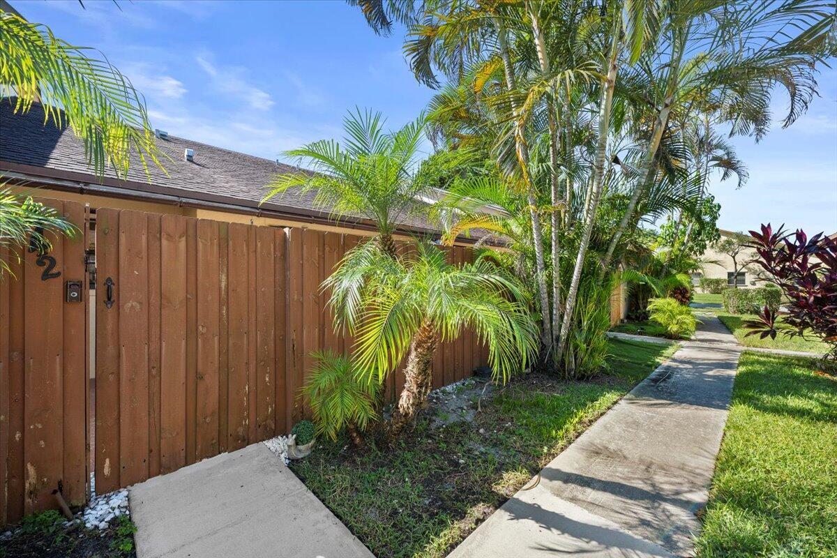 SPRINGDALE HOMES - Residential