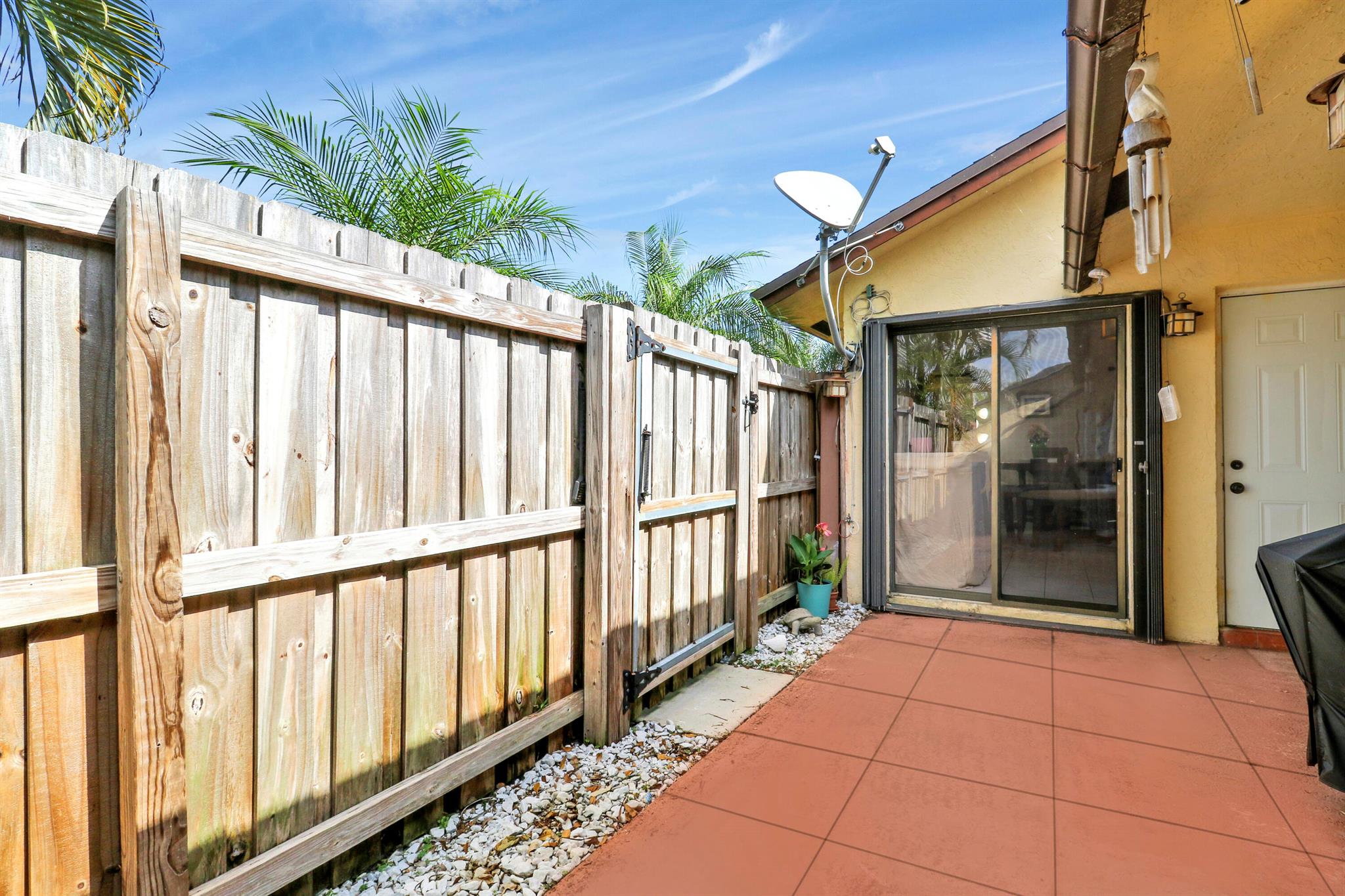 SPRINGDALE HOMES - Residential