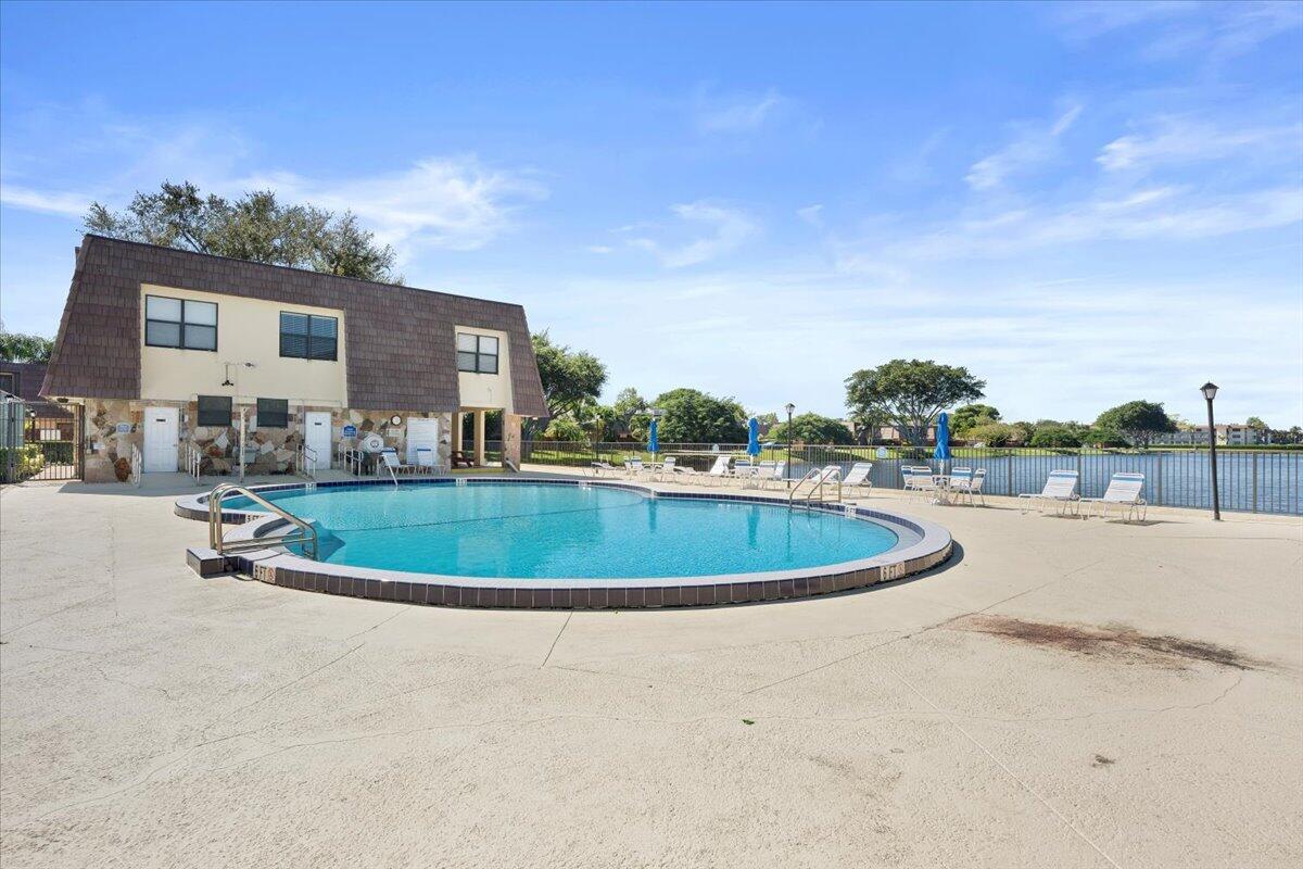 SPRINGDALE HOMES - Residential