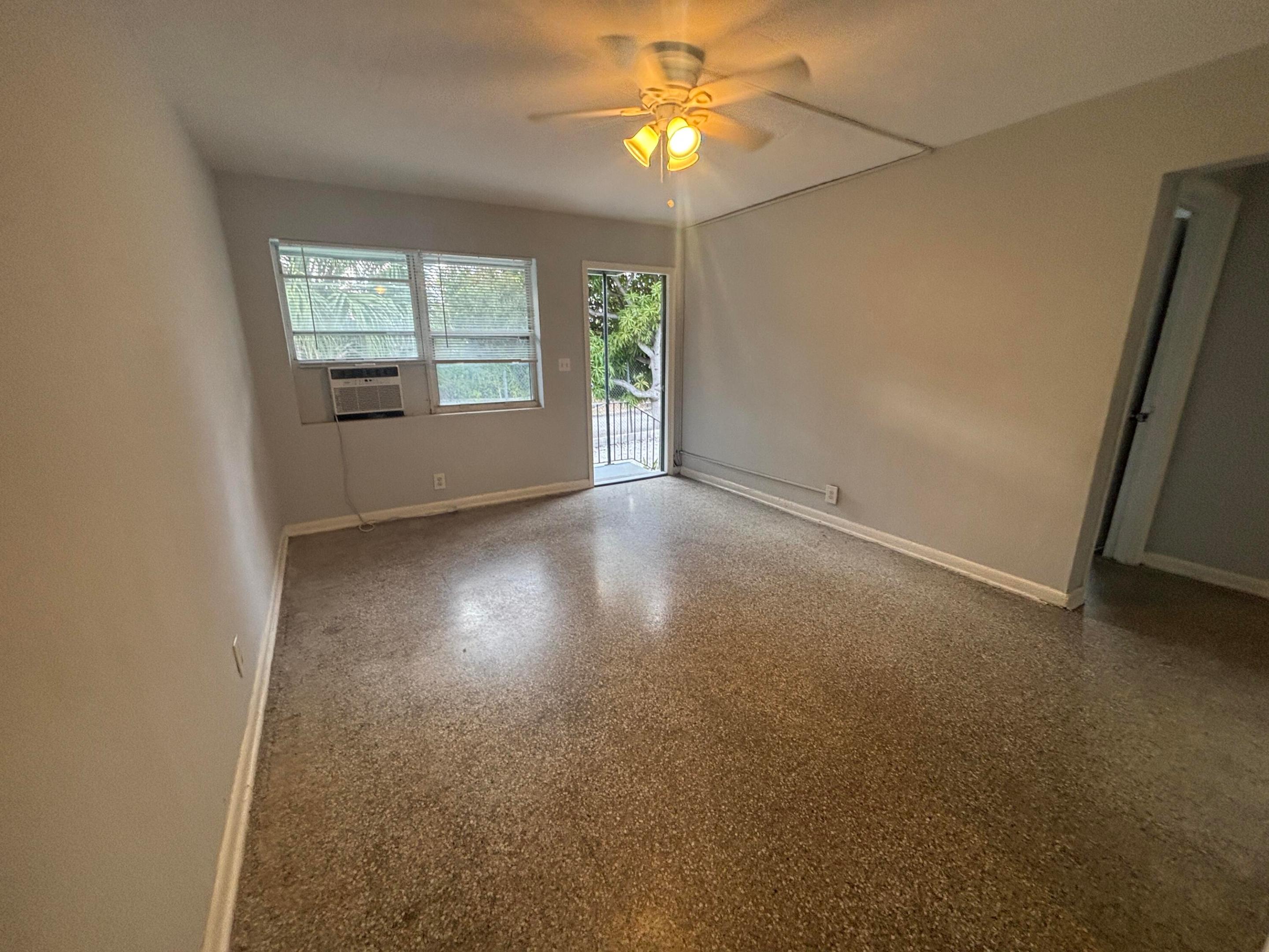 FRESHWATER ADD TO WPB - Residential Lease