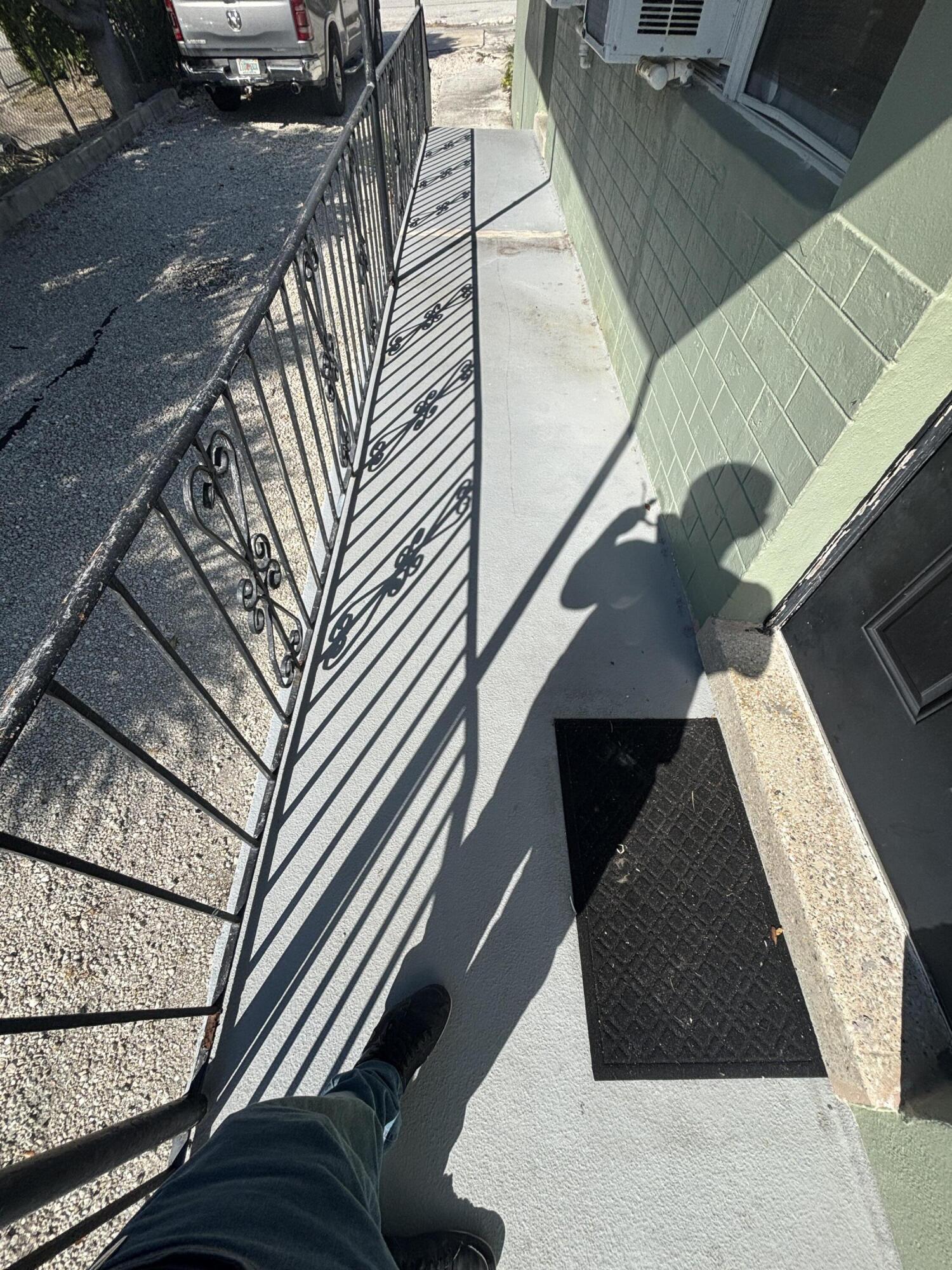 FRESHWATER ADD TO WPB - Residential Lease