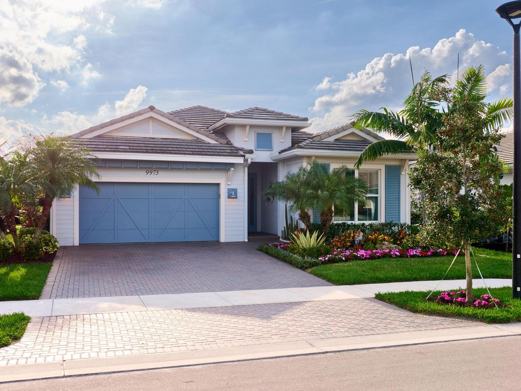 Photo of 9973 Regency Way, Palm Beach Gardens, FL 33412 (MLS # R11147719)