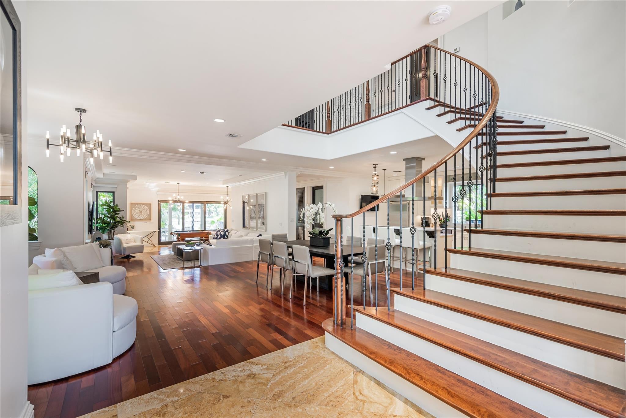 2415 Middle River Drive