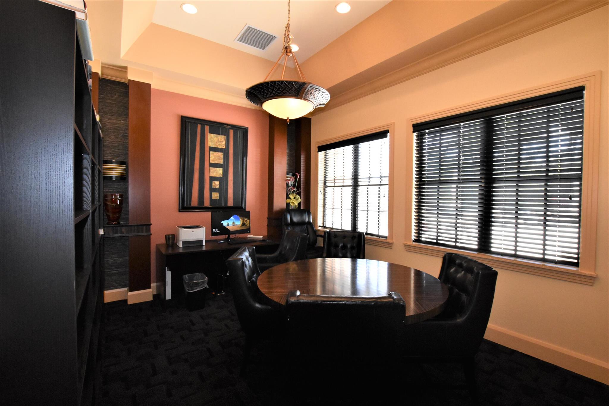 RESIDENCES AT MIDTOWN CON - Residential Lease