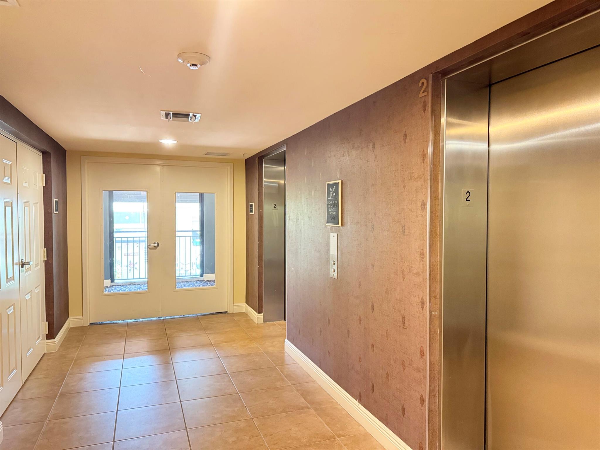 RESIDENCES AT MIDTOWN CON - Residential Lease