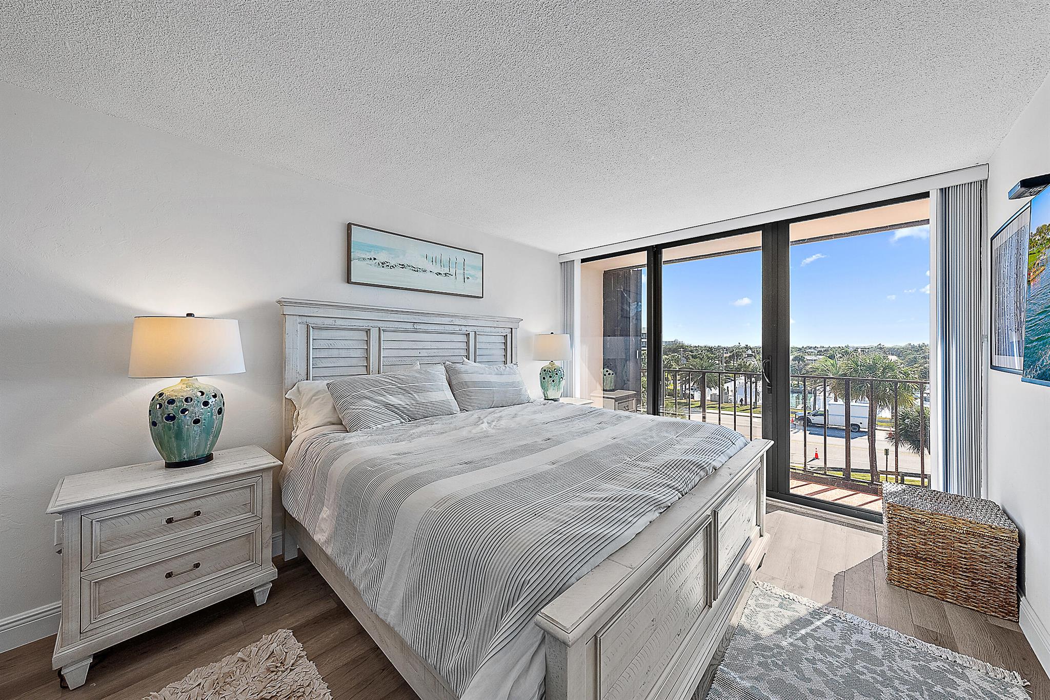 225 Beach Road 404