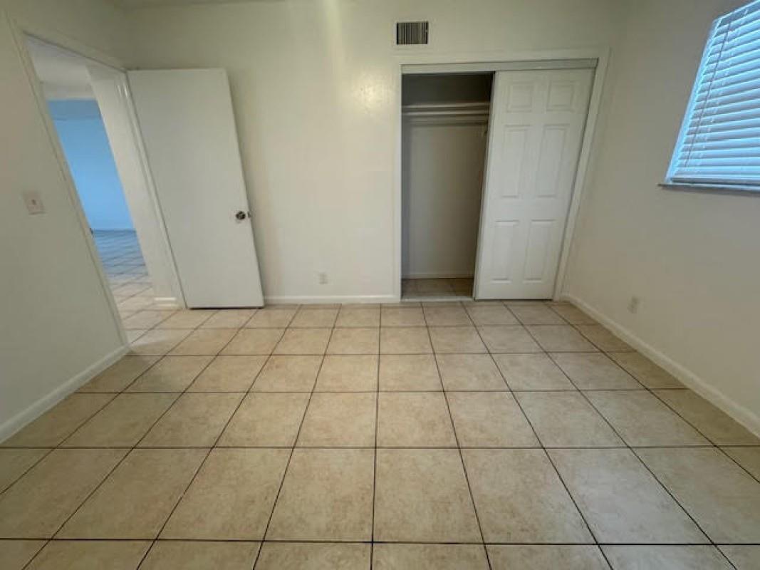 Coral Spgs Lakes 68-12 B - Residential Lease