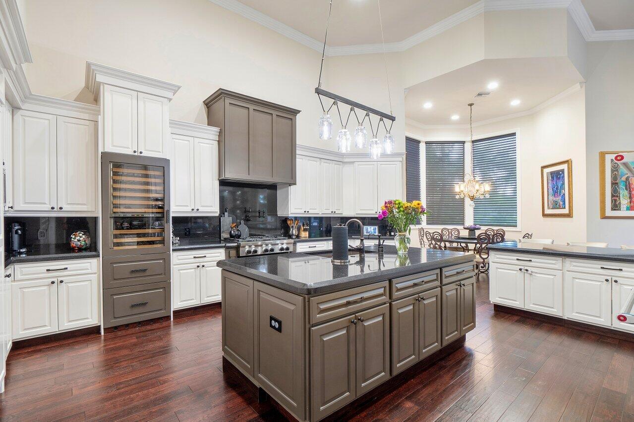 Windsor Bay - Residential