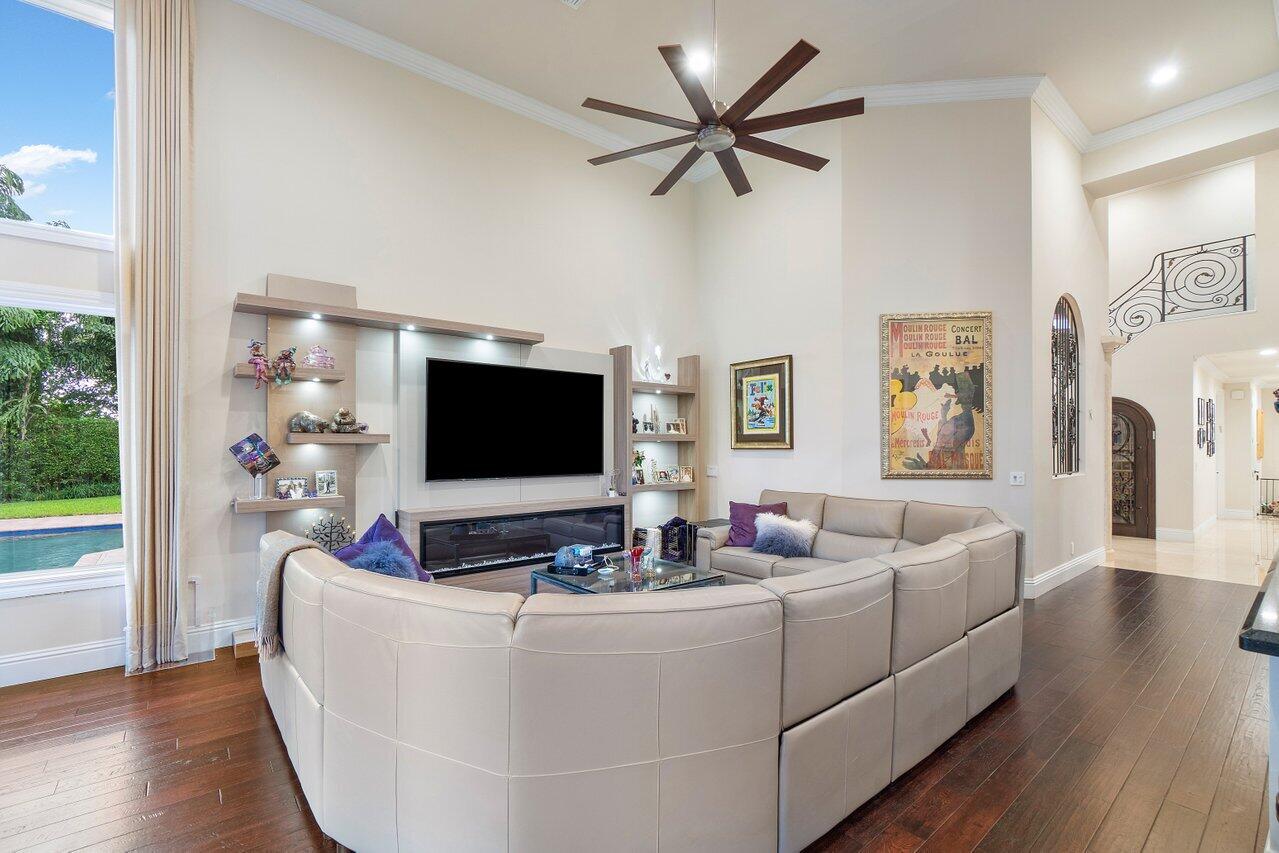 Windsor Bay - Residential