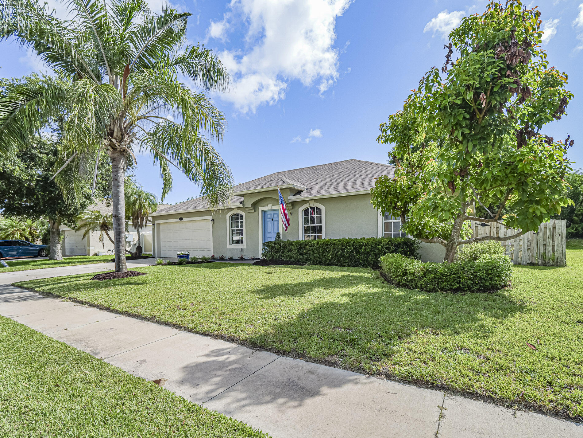 6029 Ridge Lake Circle
