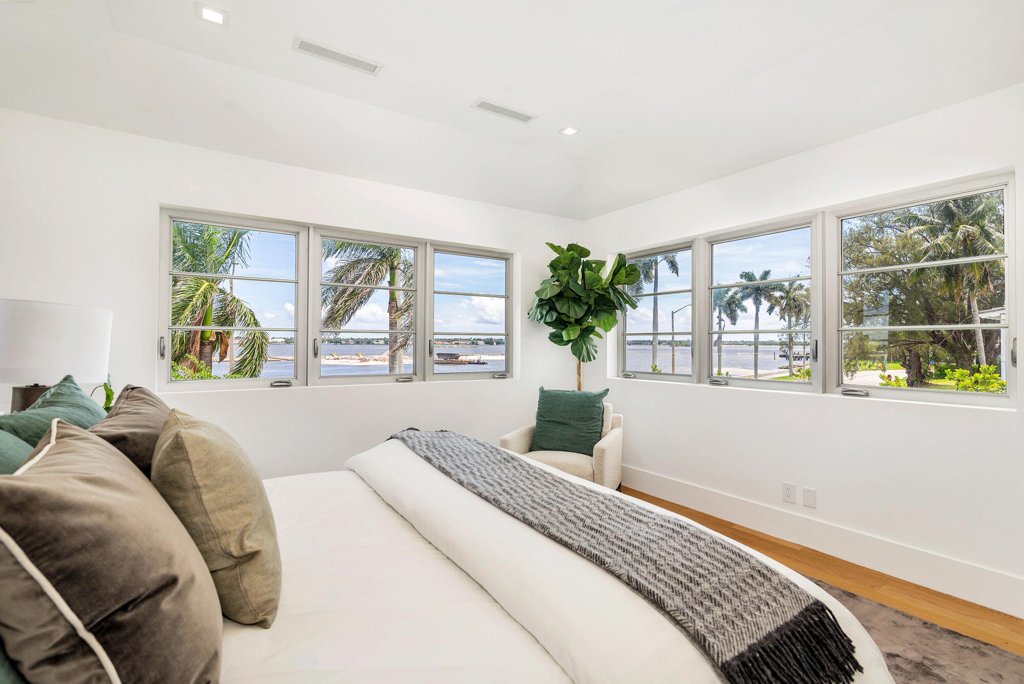 LAFAYETTE PARK - Residential