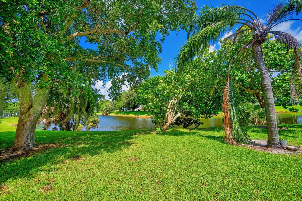 Photo of 199 Prescott #199, Deerfield Beach, FL 33442 (MLS # F10541271)