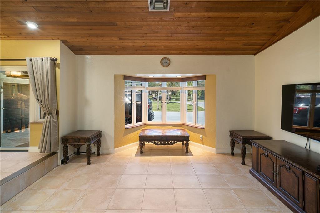 Pine Tree Estates - Residential