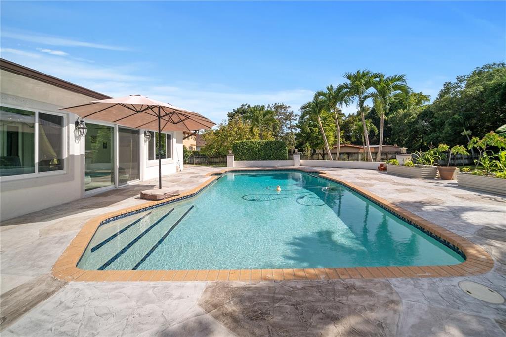 Pine Tree Estates - Residential