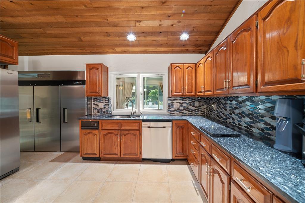 Pine Tree Estates - Residential