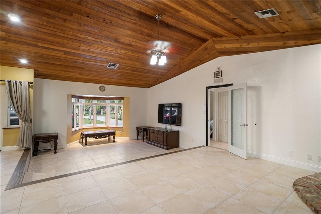 Pine Tree Estates - Residential