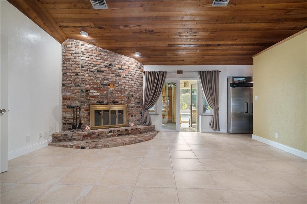 Pine Tree Estates - Residential