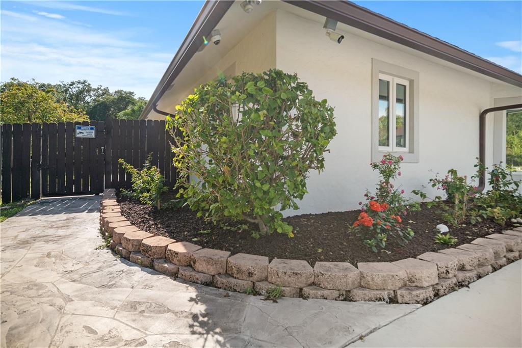 Pine Tree Estates - Residential