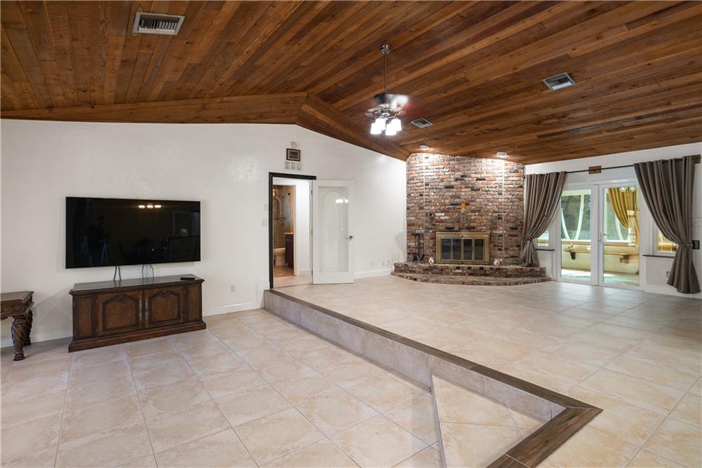 Pine Tree Estates - Residential