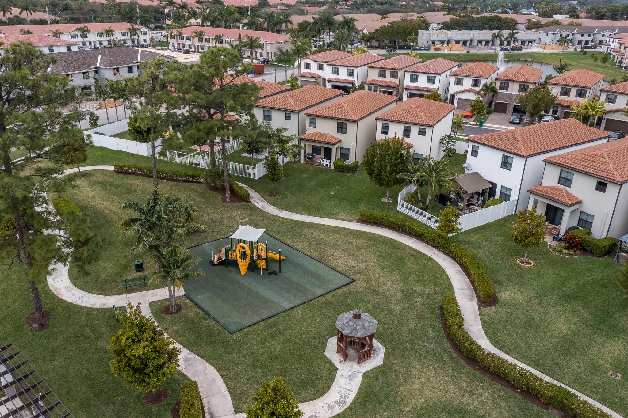 MEDITERRANEA - Residential