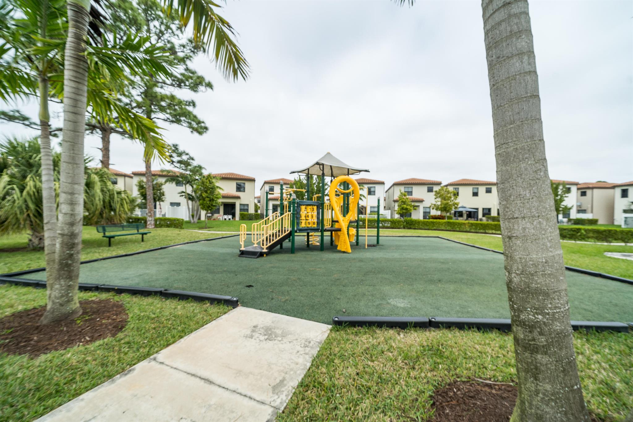 MEDITERRANEA - Residential