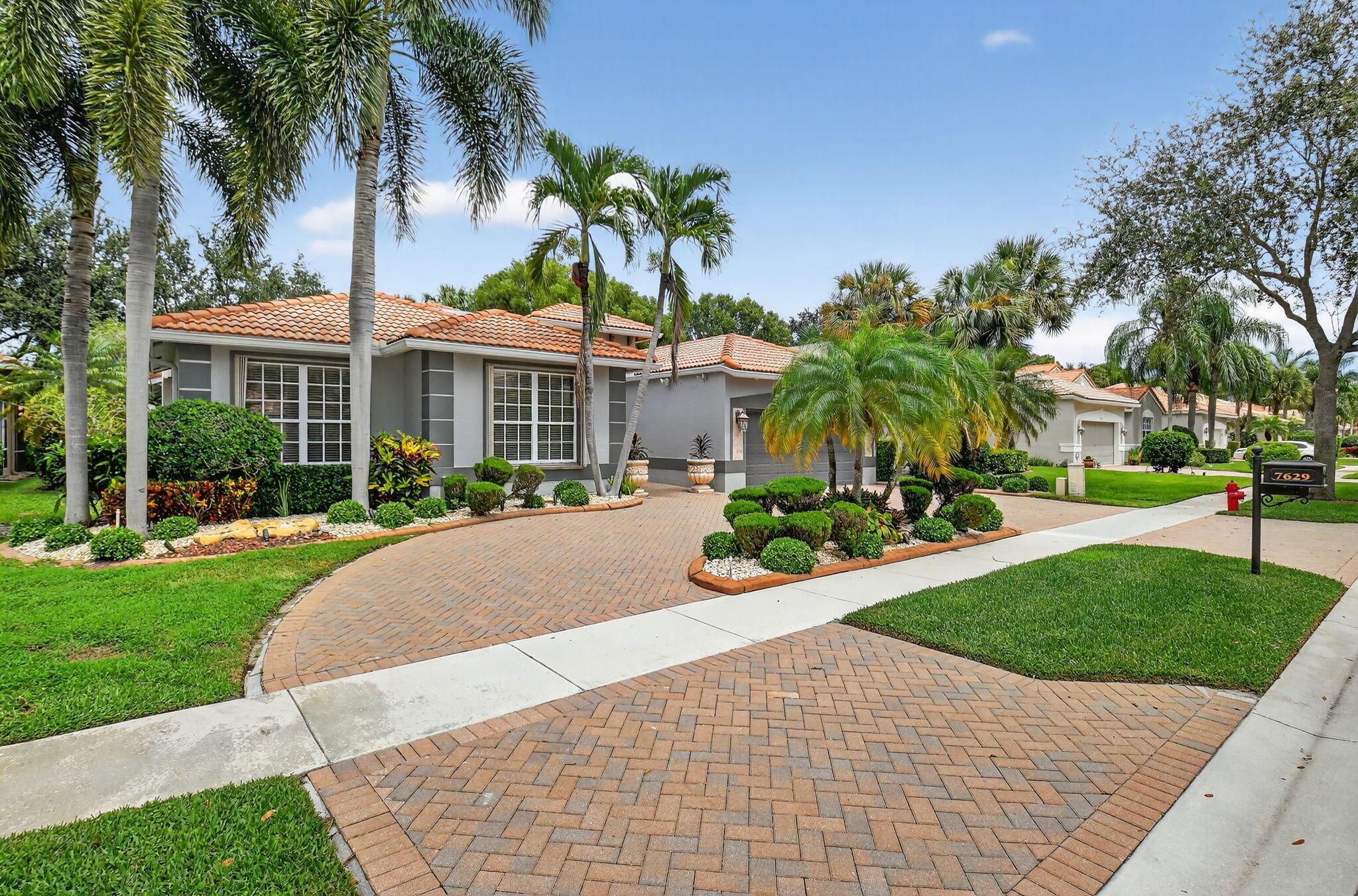 7629 Lockhart Way