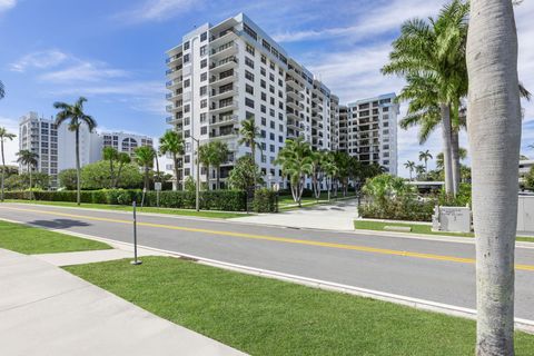 Condominium in West Palm Beach FL 3800 Washington Road Rd.jpg