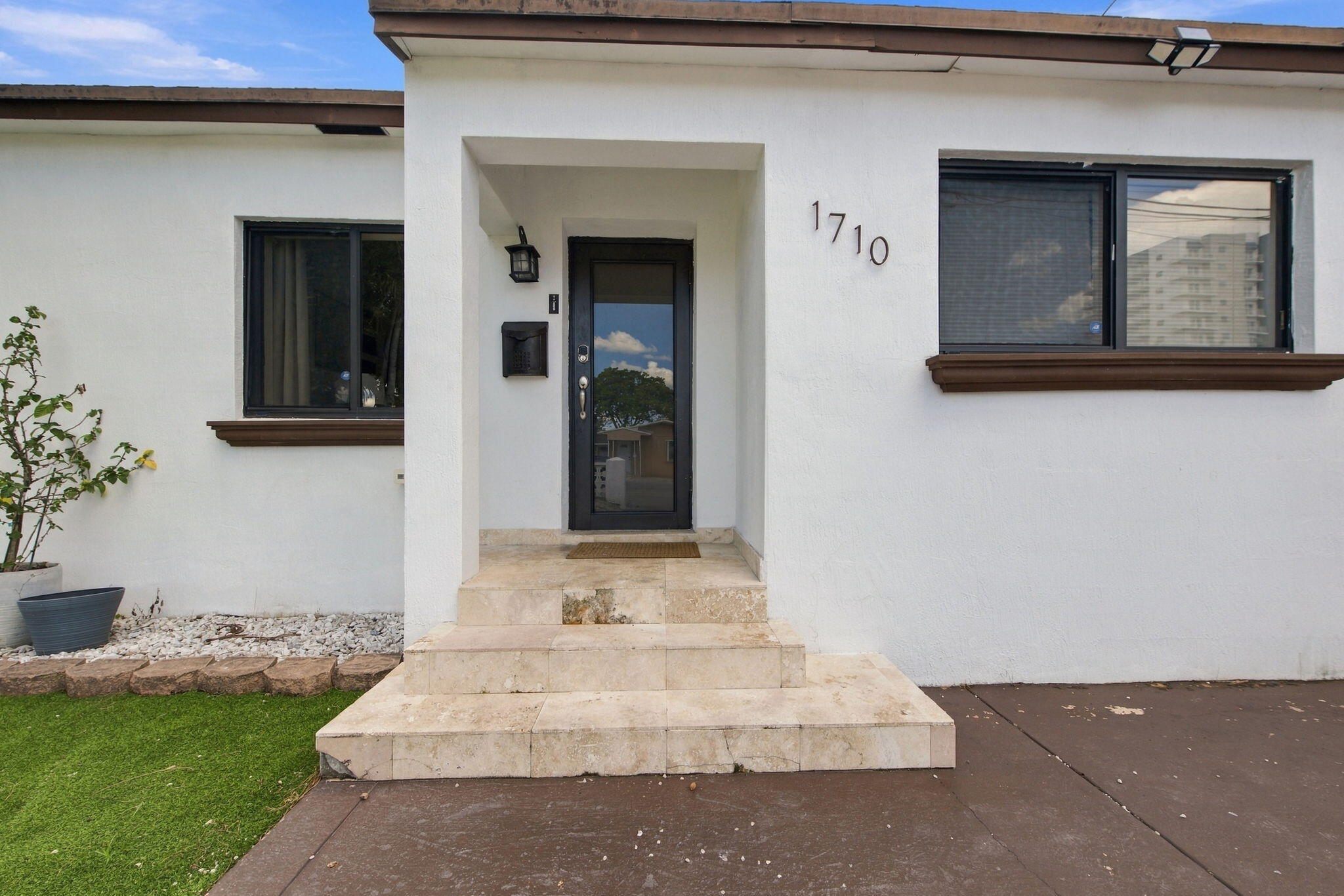 1710 NW 6TH Street