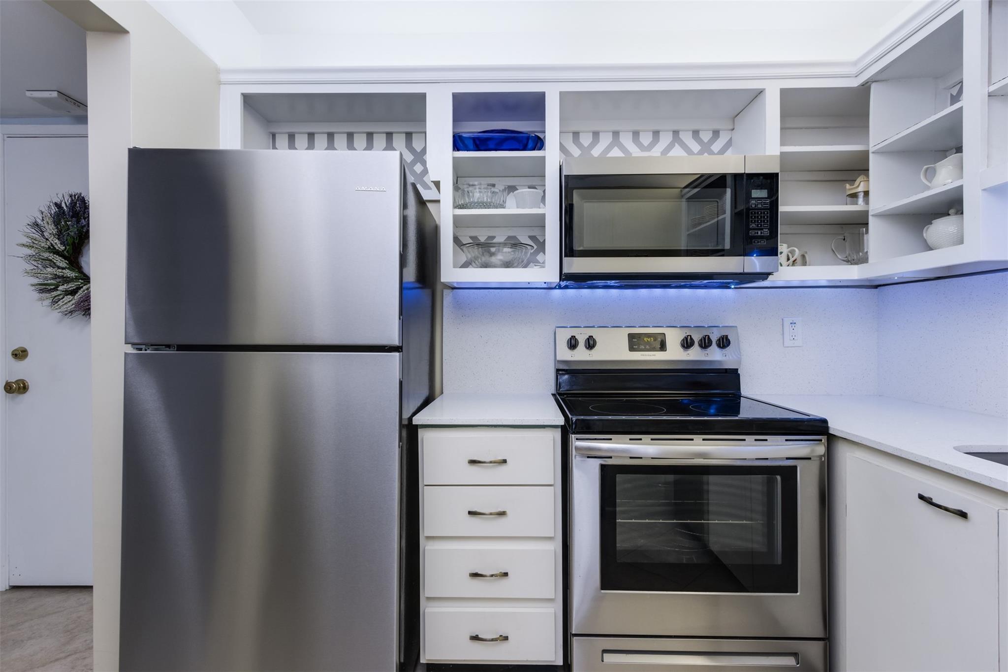 259 S Cypress Rd 501