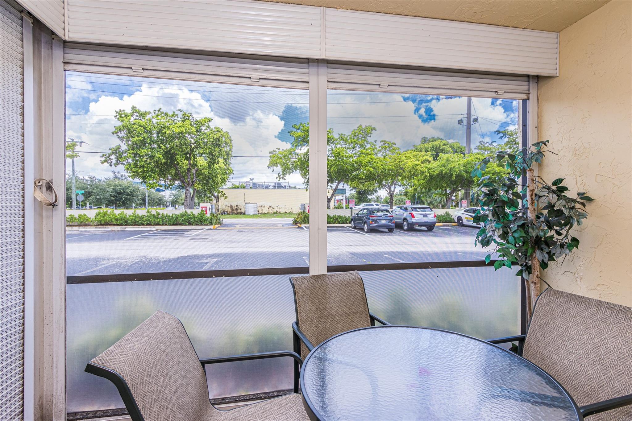 259 S Cypress Rd 501