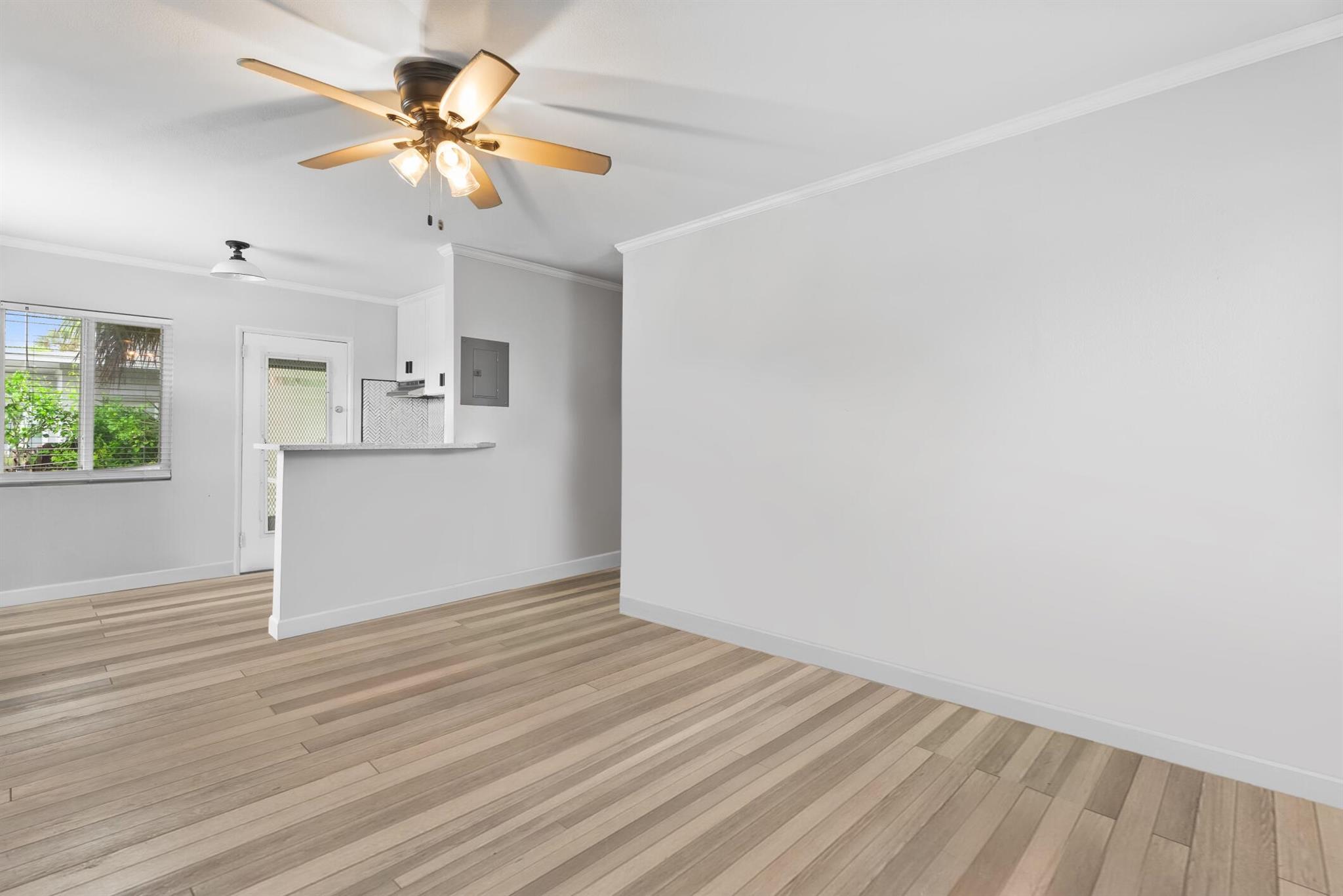 NORTH PALM BCH 3 - Residential Lease