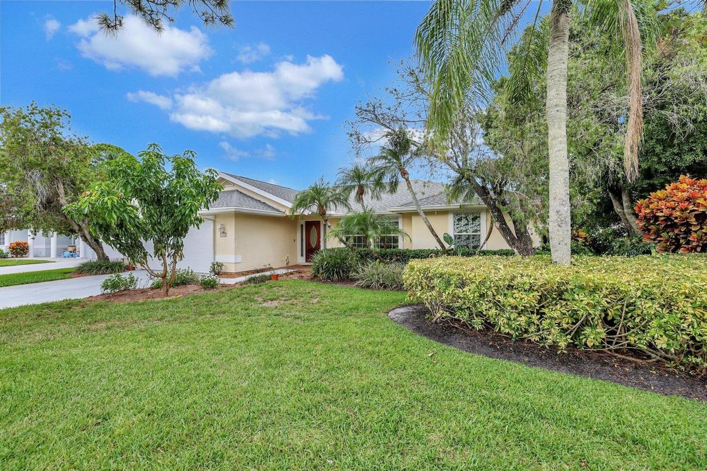 Photo of 1192 SW Elm Grove Court, Palm City, FL 34990 (MLS # R10953191)