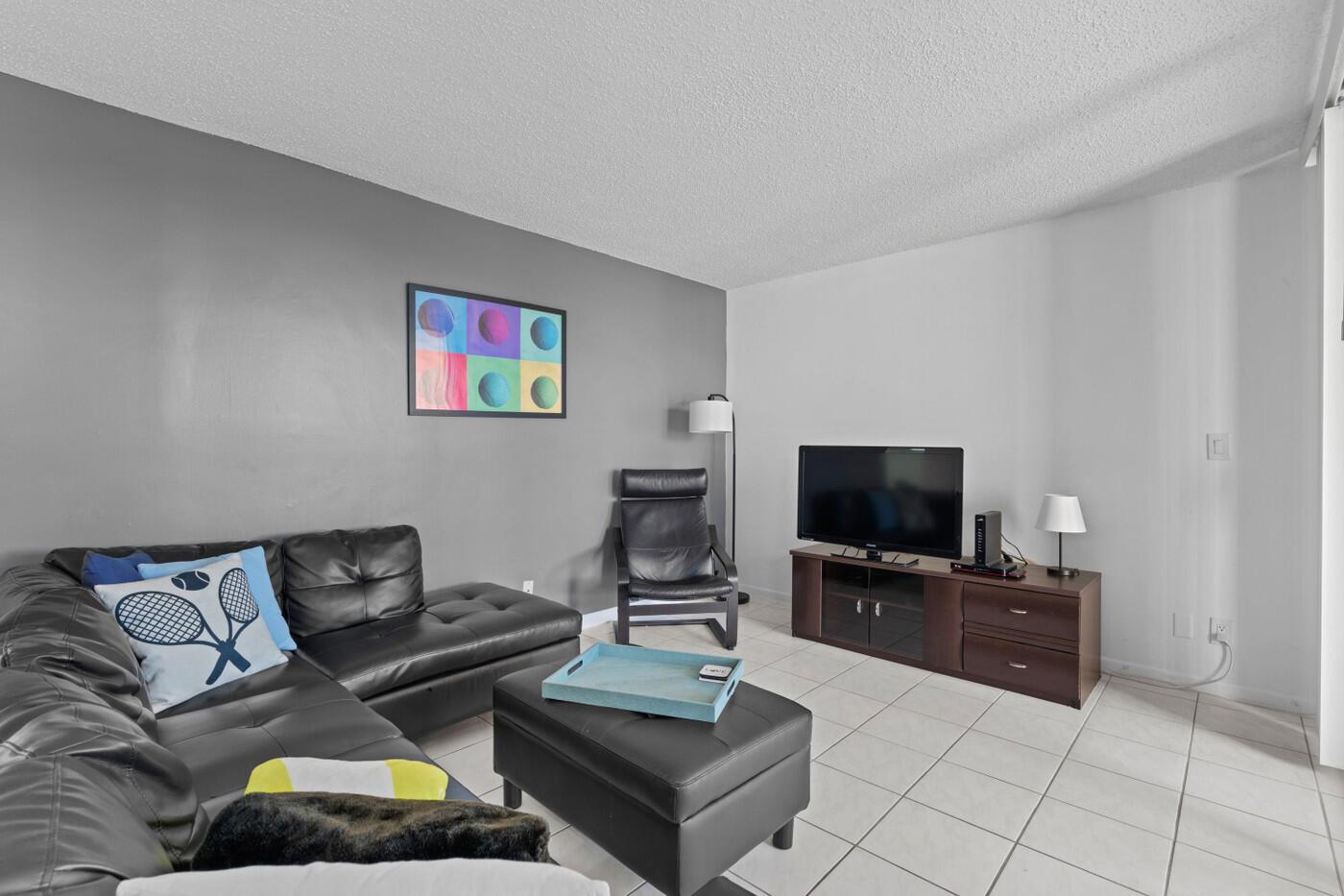 Lavers Delray Racquet Clu - Residential