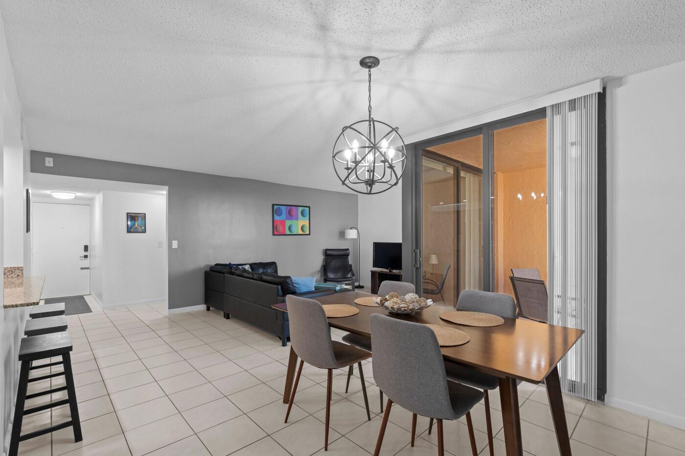 Lavers Delray Racquet Clu - Residential