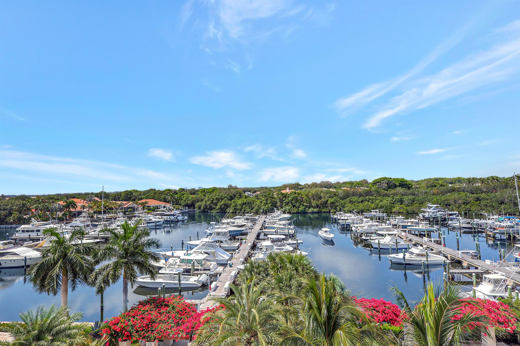 AZURE CONDO - Residential