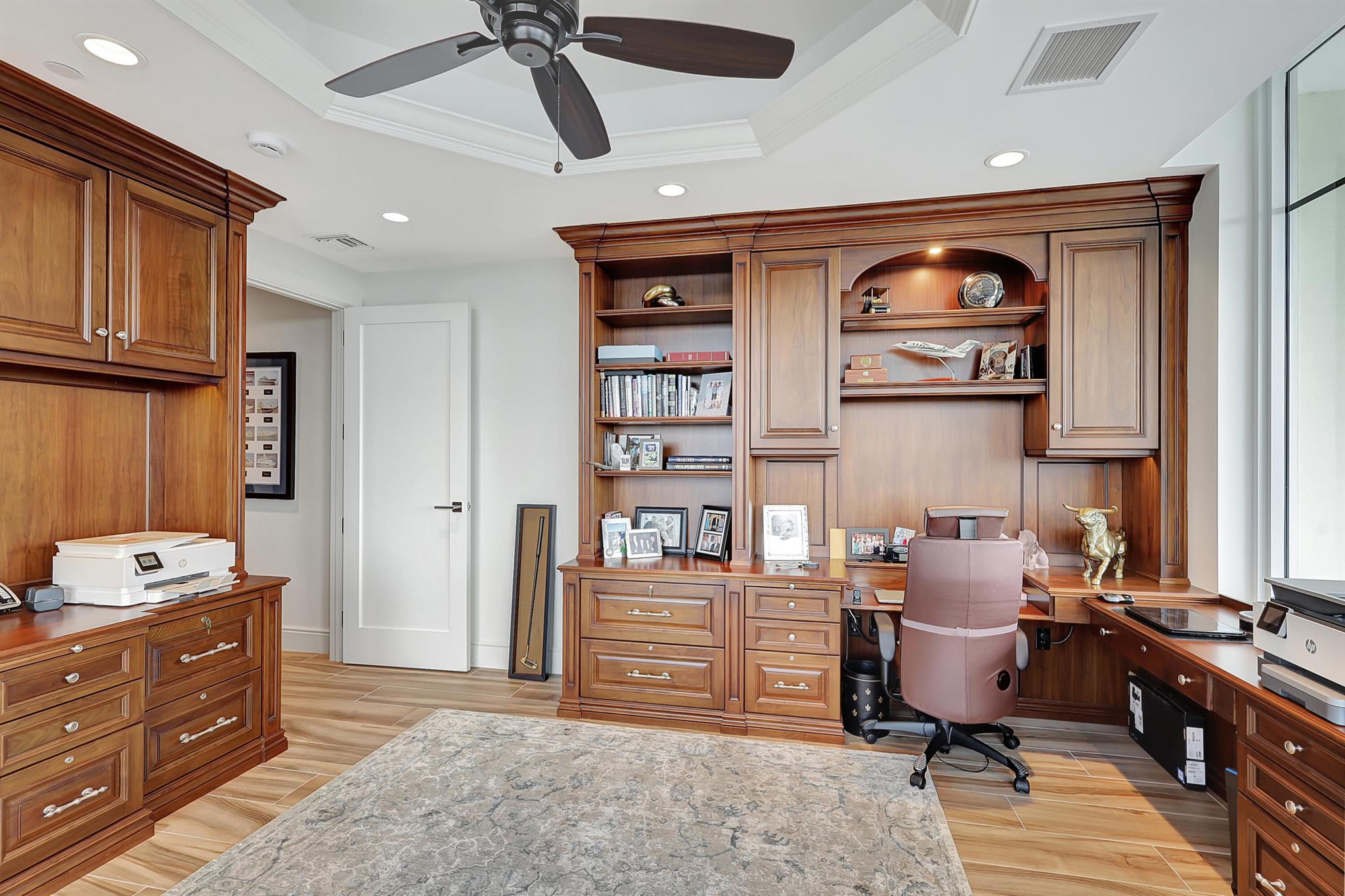 AZURE CONDO - Residential