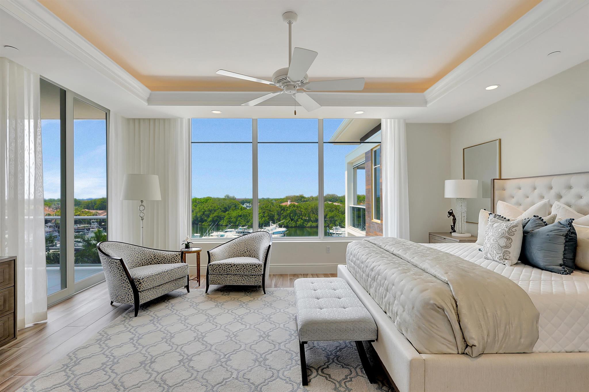 AZURE CONDO - Residential