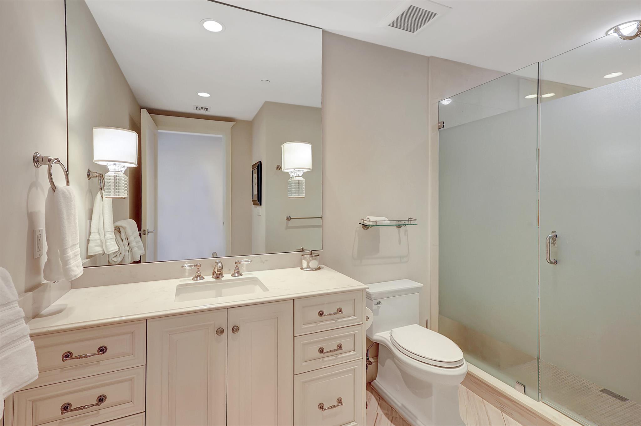 AZURE CONDO - Residential